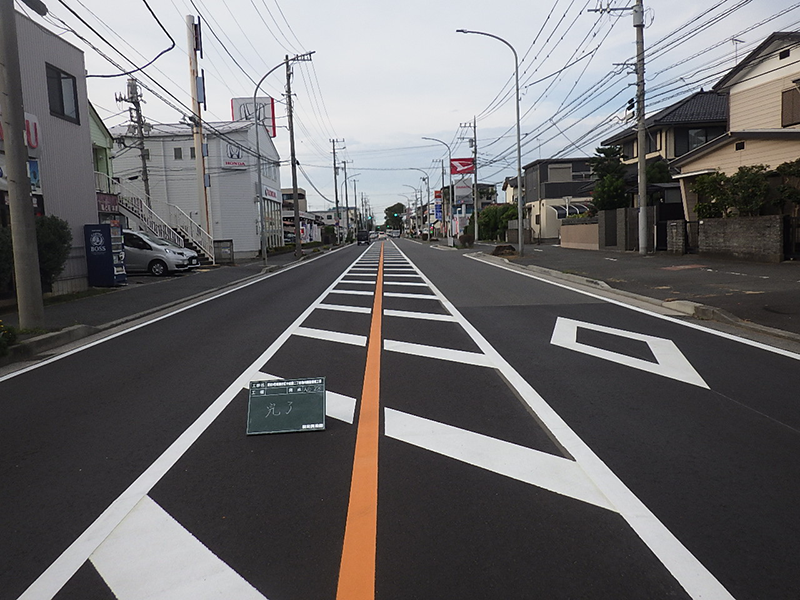 環状４号線瀬谷区中屋敷二丁目地内舗装補修工事